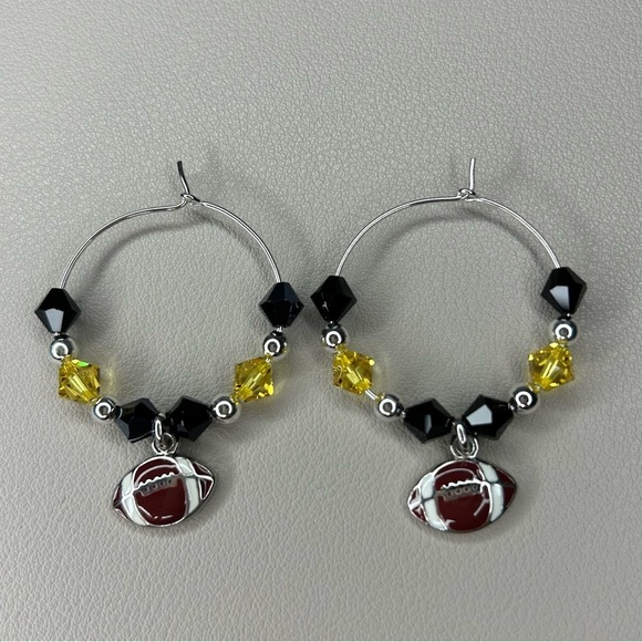 Handmade Football Wine Charms - Picture 1 of 2